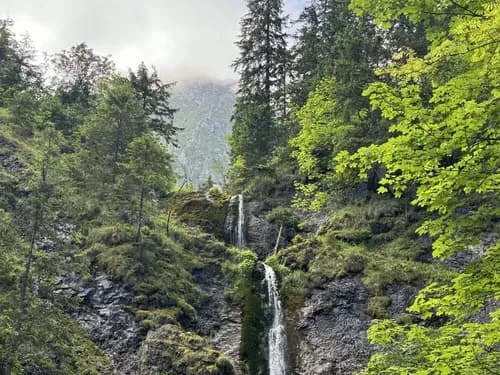 Najlepsze szlaki z dzieckiem w Zakopanem - bezpieczne trasy na rodzinne wędrówki