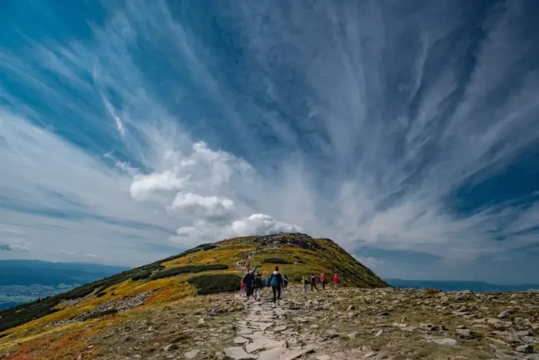 Babia Góra jaki szlak wybrać - odkryj najłatwiejsze trasy na szczyt